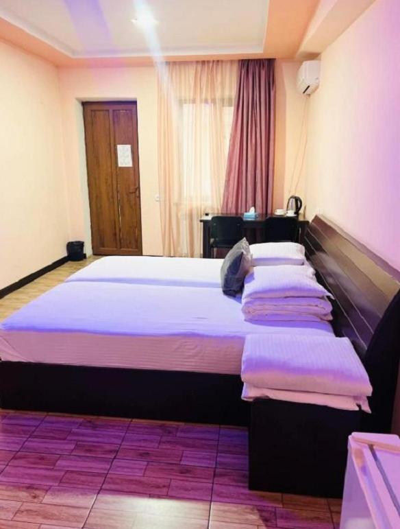 Fortune Hotel Erywań Zewnętrze zdjęcie