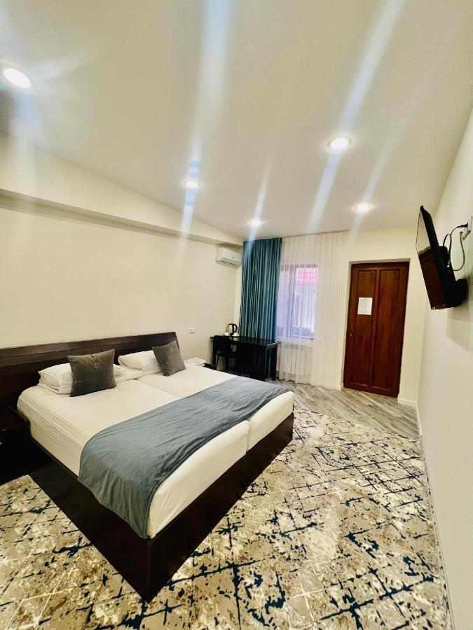 Fortune Hotel Erywań Zewnętrze zdjęcie